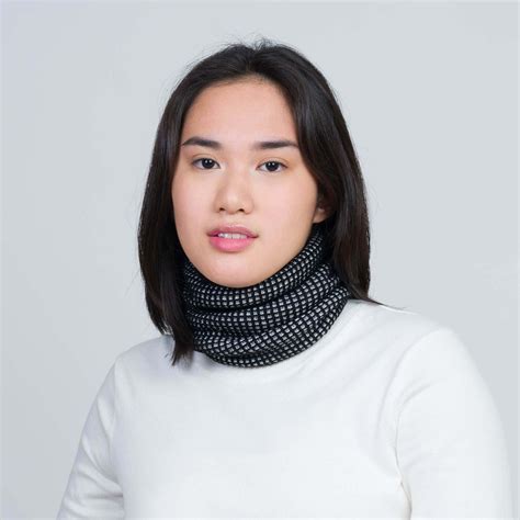 Verloop Simple Grid Snood Black Grey - Woods Grove