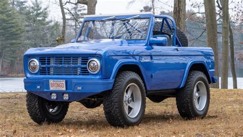 1977 Ford Bronco Custom VIN: U15GLY44086 - CLASSIC.COM