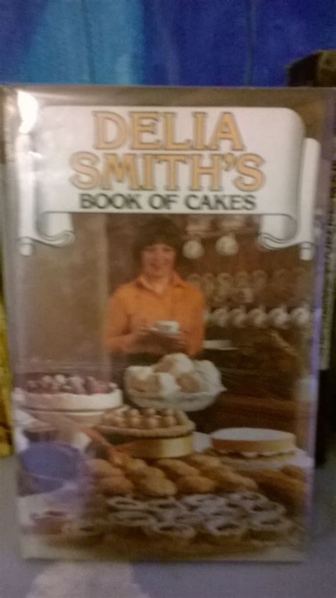 Vintage Recipe Books : Delia Smith's Book of Cakes 1977