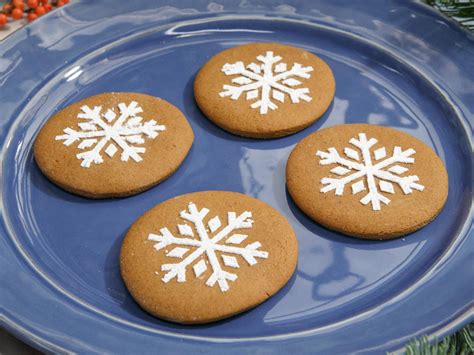 Holiday Cookie Decorating | The Kitchen: Food Network | Food Network