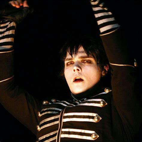 Gerard Way, black hair, parade jacket; MCR, My Chemical Romance; The Black Parade era; live ...