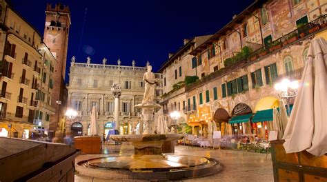 Piazza delle Erbe a Verona | Expedia