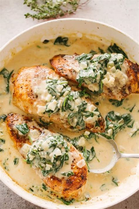 Easy Chicken Breasts Recipe with Creamed Spinach Sauce | Dinner Ideas