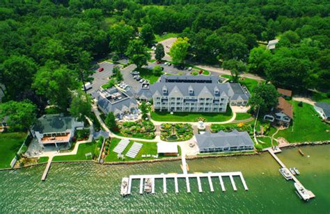 Bay Pointe Inn Lakefront Resort (Shelbyville (Gun Lake), MI) - Resort ...