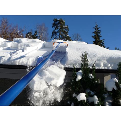 Avalanche Wheeled Snow Roof Rake — Model# AVA500 | Northern Tool