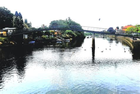 *"Eel Pie Island" & the "Eel Pie Island Museum" - Twickenham - London Shoes