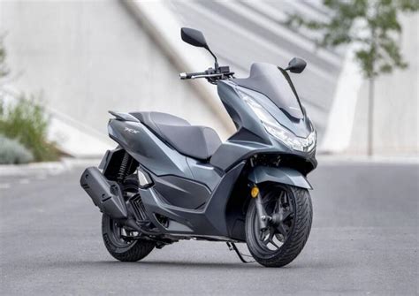 Scheda tecnica Honda PCX 125: prezzo e caratteristiche