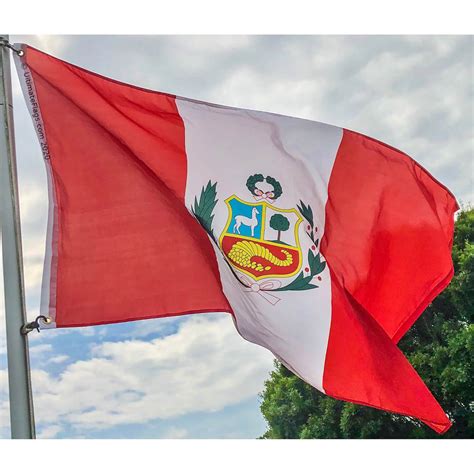 Peru Flag - Ultimate Flags