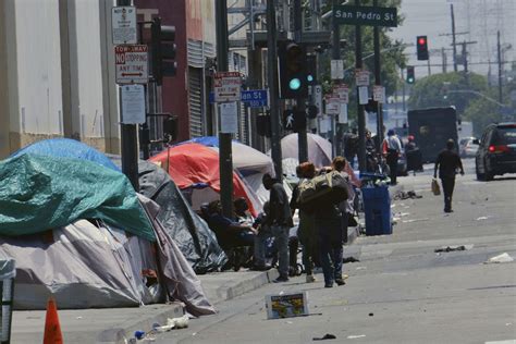 Homeless advocates challenge constitutionality of sweeps, seizures ...