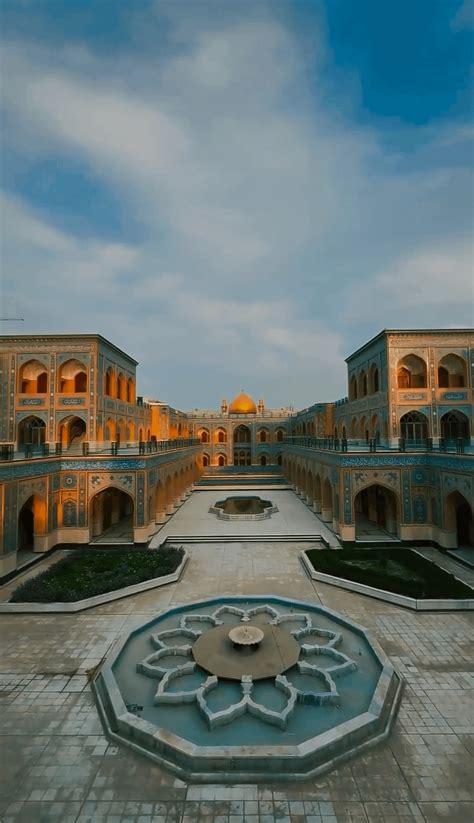 Imam Ali shrine, Najaf, Iraq. : r/ArchitecturePorn