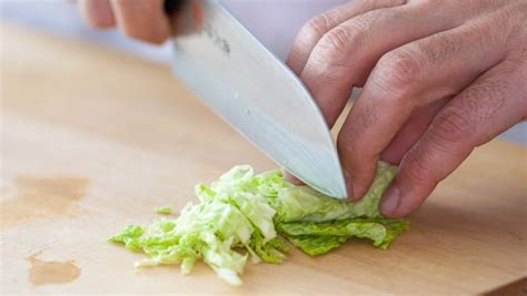 Knife Skills & Vegetable Cuts - Online Culinary School (OCS)