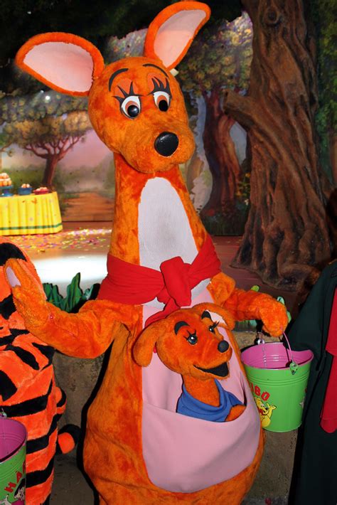 Kanga & Roo at Disney Character Central