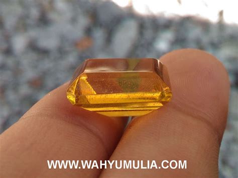 Batu Obsidian Kuning Menyala Asli(kode:418) – Wahyu Mulia