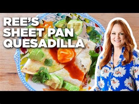 Ree Drummond's Chicken Chili Sheet Pan Quesadilla | The Pioneer Woman ...