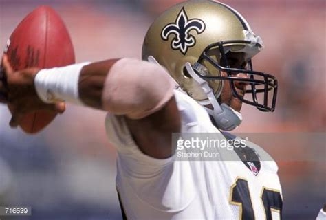 Quarterback Jeff Blake of the New Orleans Saints tosses the ball during ...