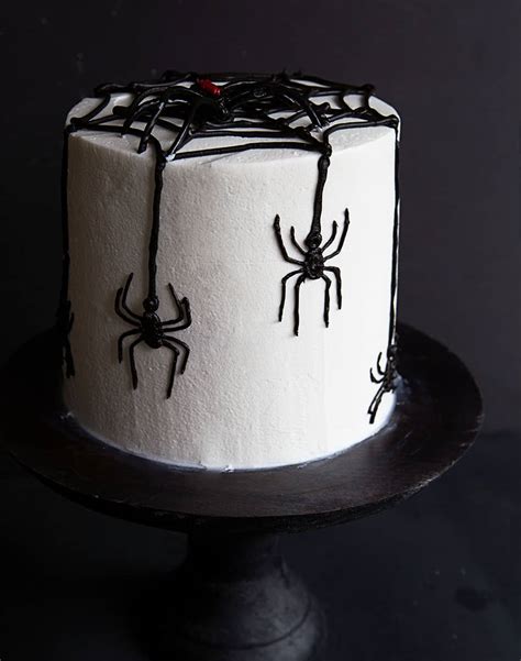 Spider Cake {VIDEO TUTORIAL} - i am baker