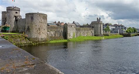 9 of Irelands Most Breath Taking Castle Tours