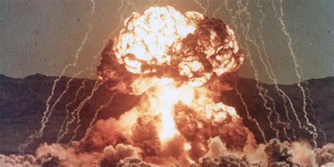 Dozens of nuclear bomb blast films were just declassified - Business Insider