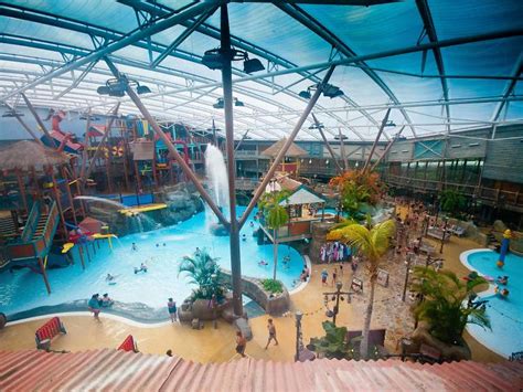 12 Best Waterparks in the UK for Splashing Around Whatever the Weather