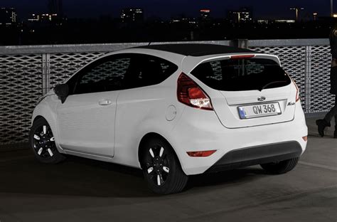 Ford Fiesta White Edition 1.0 EcoBoost | Eurekar