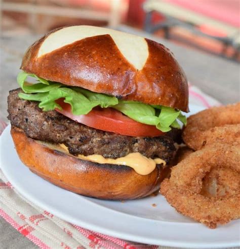 How to Make Grilled Venison (Deer Meat) Burgers - Grits and Gouda