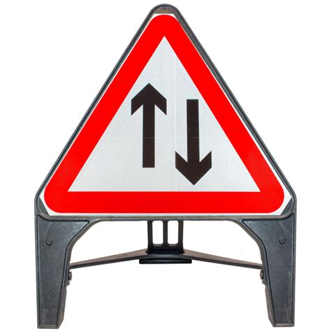 Two Way Traffic Sign 521 | 750mm Street Signs | Street Solutions UK