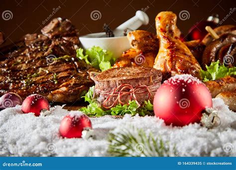 Festive Christmas Barbecue with Assorted Meat Stock Image - Image of spicy, meat: 164339435