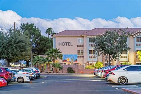 THE TEMPEST HOTEL TEMPE ASU, ASCEND HOTEL COLLECTION $107 ($̶1̶4̶0̶ ...