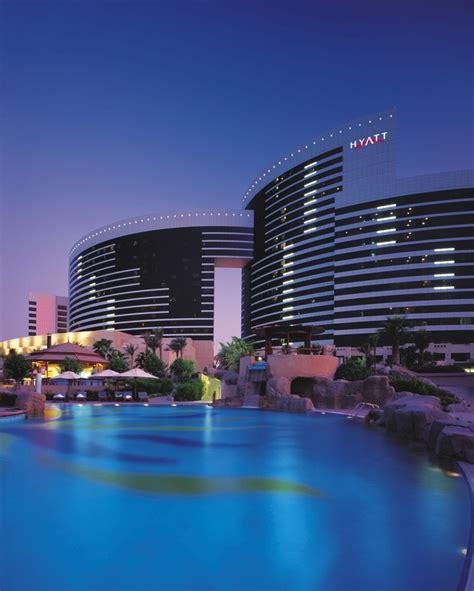 Grand Hyatt Hotel, Dubai, UAE - dpa lighting consultants - "Right Light, Right Place, Right Time"