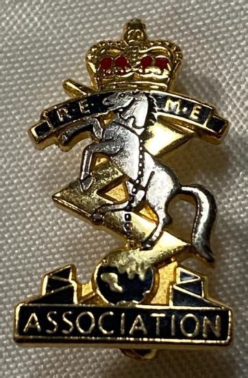 R.E.M.E Association Badge