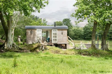 Take a look inside new luxury Lake District cabins - cumbriacrack.com