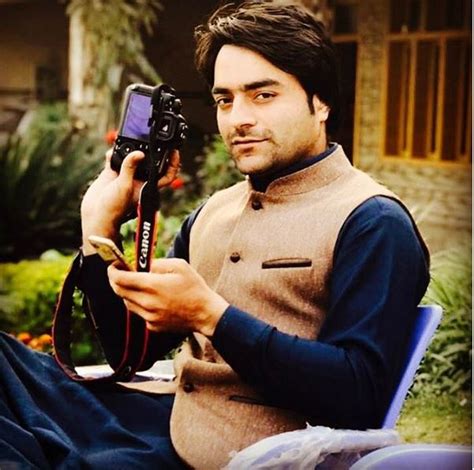 Rashid Khan Biography | Wiki | Age | Height | Spouse | Career | Education