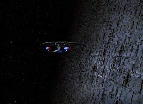 Who made the Dyson's sphere in Star Trek TNG? - Science Fiction & Fantasy Stack Exchange