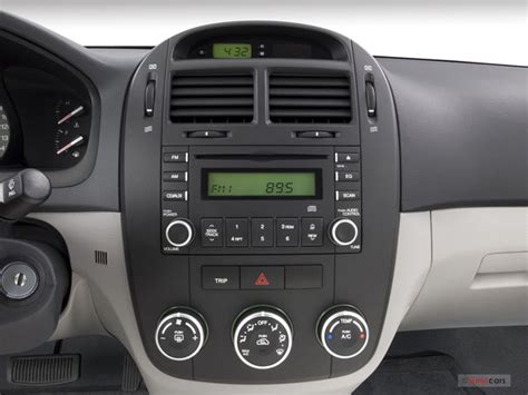 2007 Kia Spectra: 22 Interior Photos | U.S. News