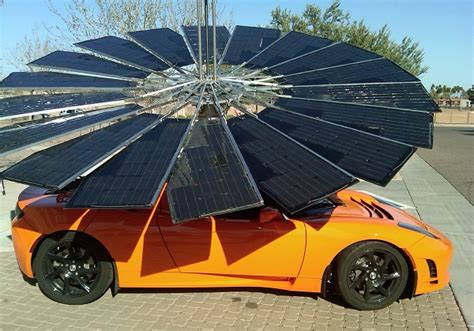 Lotus Mobile unfolds its solar-charging petals