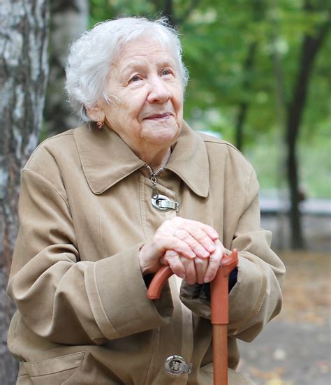 8 Things to Have the Doctor Check After an Aging Person Falls
