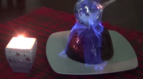 FLAMING A CHRISTMAS PUDDING - Set Fire to your Pud - Steve's Kitchen