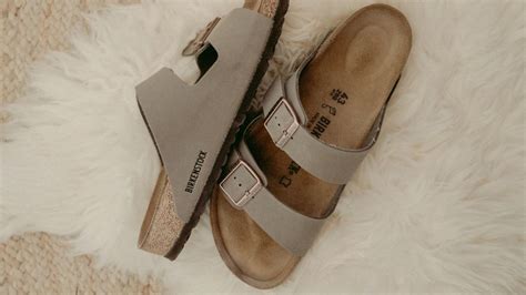 The 20 Most Comfortable, Best Walking Sandals for Women 2023 - Parade