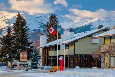 12 best places to stay in Jasper for every budget ( in and around Jasper)