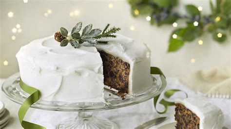 Mary Berry's Christmas cake recipe