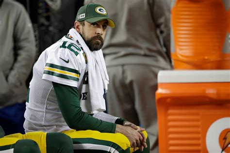 Drafting a quarterback sends a signal. How will the Packers’ Aaron ...