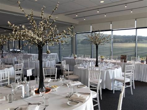 Rydges Mount Panorama Bathurst - Venue - Blue Mountains - Weddinghero ...