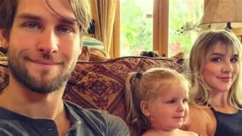 Mikhaila Peterson's Divorce Case: The YouTube Star Has Her Father's ...