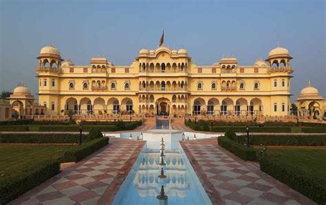 Top 5 star hotels in Ranthambore National Park | Luxury hotels in ...