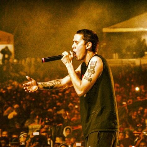 CANSERBERO - NO SE MUERE QUIEN SE VA, SOLO SE MUERE QUIEN SE OLVIDA ...