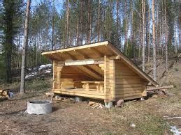 Related image | Outdoor shelters, Backyard camping, Bushcraft shelter