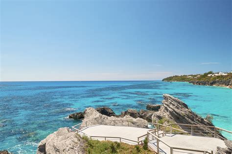 Bermuda Beach Resort | Accommodations | The Reefs Resort and Club