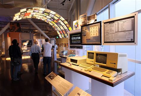 A Guide to Visiting the Computer History Museum