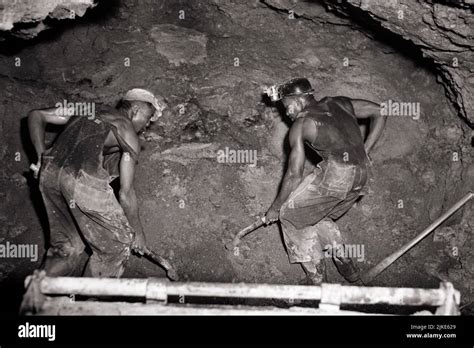 American bauxite hi-res stock photography and images - Alamy