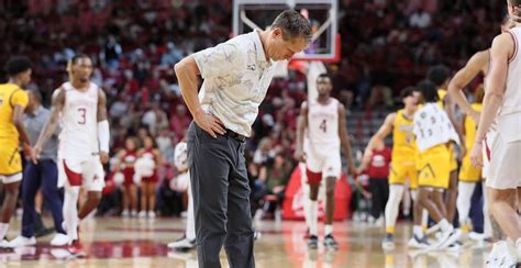 Eric Musselman taking hands-on approach to dissect Arkansas' recent struggles